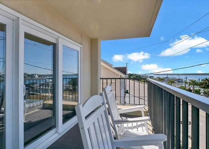 Summer Sands - 204 By Sea Scape Properties